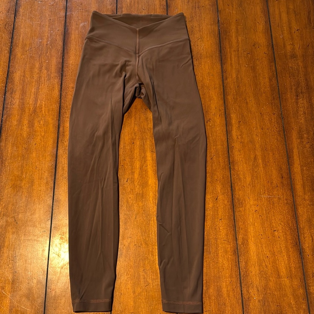 Lululemon Align V Front - Size 4